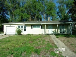 Single Family 3BR 1BA - 625 SUNSET CT, Havana, IL