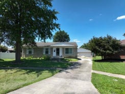 Single Family 3BR 1BA - 7000 LINTON CT, Louisville, KY
