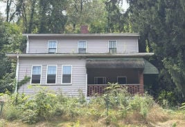 Single Family 3BR 1BA - 7730 TYLER RD, Verona, PA