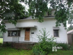 Single Family 3BR 2BA - 116 N GRIFFIN ST, Macomb, IL