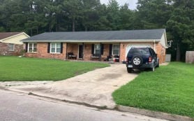 Single Family 3BR 2BA - 1249 E EVA BLVD, Chesapeake, VA