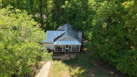 Single Family 3BR 2BA - 140 HEELSTONE AVE, Athens, GA
