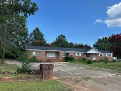 Single Family 3BR 2BA - 16155 HIGHWAY 265, Jefferson, SC
