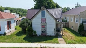 Single Family 3BR 2BA - 207 N WALNUT ST, Roachdale, IN