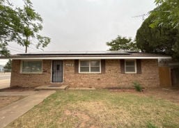 Single Family 3BR 2BA - 2218 JOLIET ST, Plainview, TX