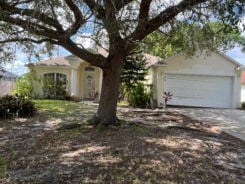 Single Family 3BR 2BA - 265 SE TWIG AVE, Port Saint Lucie, FL
