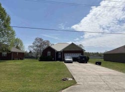 Single Family 3BR 2BA - 27484 COPELAND RD, Athens, AL