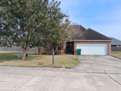 Single Family 3BR 2BA - 2858 GARDEN LAKES CT, Paulina, LA