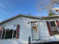 Single Family 3BR 2BA - 401 HILL SIDE RD, De Soto, MO