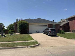 Single Family 3BR 2BA - 403 CRANBROOK LN, Grand Prairie, TX