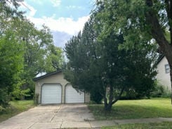 Single Family 3BR 2BA - 4345 179TH ST, Country Club Hills, IL