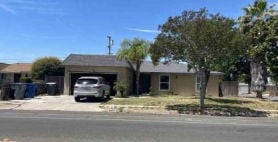 Single Family 3BR 2BA - 4497 N CHESTNUT AVE, Fresno, CA