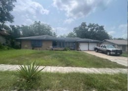 Single Family 3BR 2BA - 5330 SOUTHAMPTON DR, San Antonio, TX