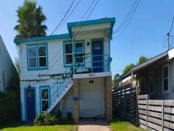 Single Family 3BR 2BA - 5918 AVENUE R, Galveston, TX