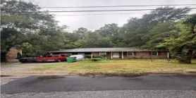 Single Family 3BR 2BA - 5921 PINECREEK RD, Forest Park, GA