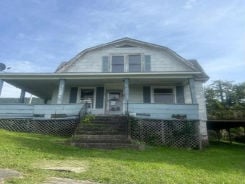 Single Family 3BR 2BA - 601 PEARL STREET, Bluefield, WV