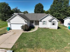 Single Family 3BR 2BA - 615 S PINE ST, Gerald, MO