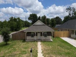 Single Family 3BR 2BA - 625 DELANO ST, Waco, TX