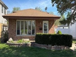 Single Family 3BR 2BA - 7314 W 115TH ST, Worth, IL