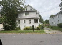 Single Family 3BR 2BA - 99 MERRICK AVE, Manchester, NY