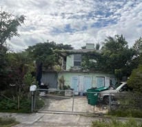Single Family 3BR 3BA - 15730 SW 102nd Ct, Miami, FL