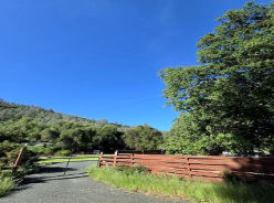 Single Family 3BR 3BA - 2080 SMITH LN, Clearlake Oaks, CA