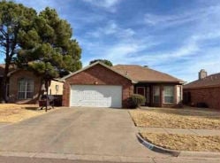 Single Family 3BR 3BA - 6112 8TH DR, Lubbock, TX