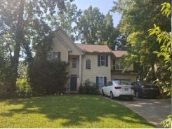 Single Family 3BR 3BA - 6630 ROSE POINT LN, Charlotte, NC