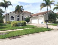Single Family 3BR 4BA - 12109 SW AVENTINO DR, Port Saint Lucie, FL