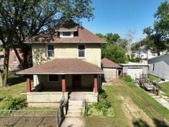 Single Family 4BR 1BA - 1118 14TH ST, Eldora, IA