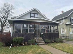 Single Family 4BR 1BA - 1624 32ND ST, Rock Island, IL
