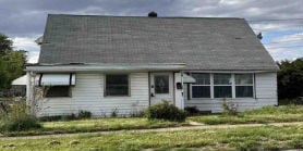 Single Family 4BR 1BA - 501 TUCKERTON RD, Temple, PA