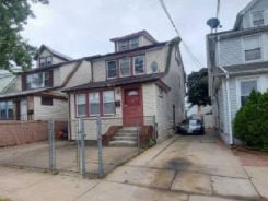 Single Family 4BR 2BA - 13723 249TH ST, Rosedale, NY