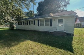 Single Family 4BR 2BA - 14468 Broad Avenue, Greenwood, DE