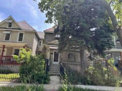 Single Family 4BR 2BA - 171 N LOREL AVE, Chicago, IL