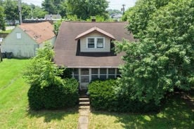 Single Family 4BR 2BA - 2027 E BLACKFORD AVE, Evansville, IN