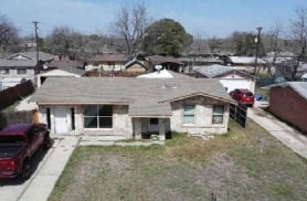 Single Family 4BR 2BA - 207 KATE SCHENCK AVE, San Antonio, TX