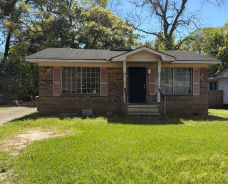 Single Family 4BR 2BA - 2151 Clement St, Mobile, AL