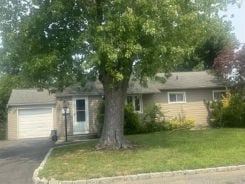 Single Family 4BR 2BA - 325 GLYNN STREET, North Babylon, NY