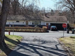 Single Family 4BR 2BA - 48 SEAMAN AVE, Castleton On Hudson, NY