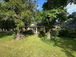 Single Family 4BR 2BA - 511 SHADYLAKE DRIVE, New Caney, TX