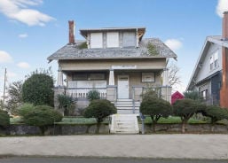 Single Family 4BR 2BA - 5272 Ne 20th Ave, Portland, OR