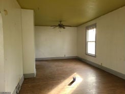 Single Family 4BR 2BA - 731 NAPOLEON ST, Rockford, IL