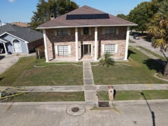 Single Family 4BR 3BA - 11037 CHAUCER ST, New Orleans, LA