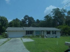 Single Family 4BR 3BA - 1118 WILLIAMS LN, Elberton, GA