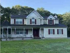 Single Family 4BR 3BA - 14 CEDAR GROVE TER, Middle Island, NY