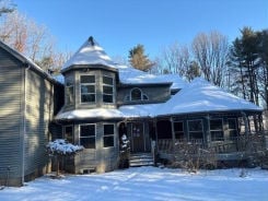 Single Family 4BR 3BA - 14 RIZZO LN, Albany, NY