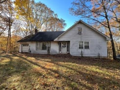 Single Family 4BR 3BA - 178 TWIN LAKES DRIVE, Shohola, PA