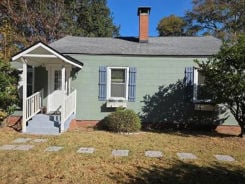 Single Family 4BR 3BA - 202 E 58TH ST, Savannah, GA