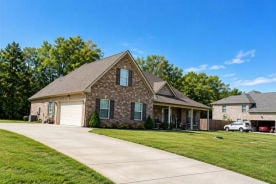 Single Family 4BR 3BA - 217 OLEANDER LN, Murfreesboro, TN